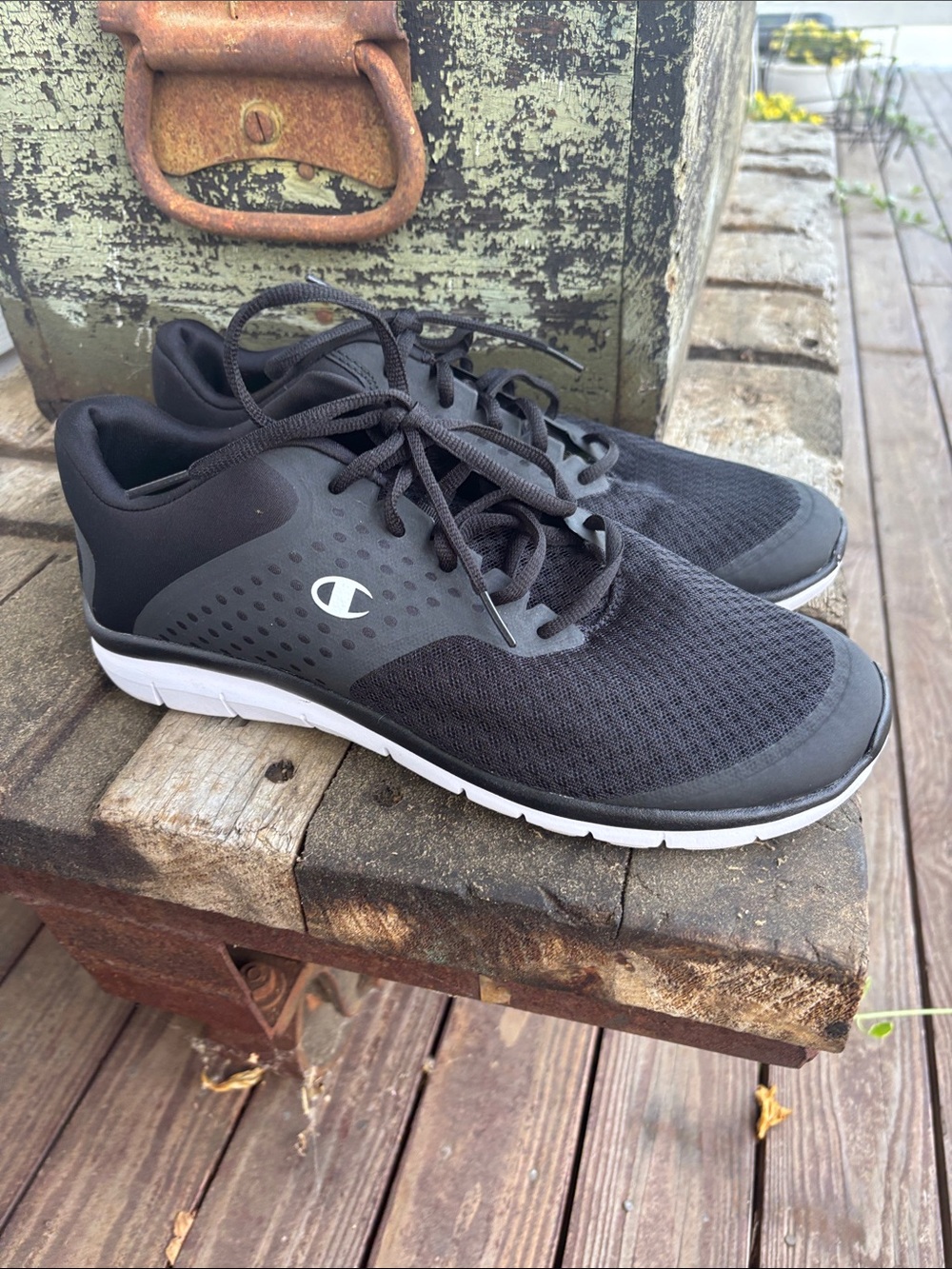 Champion Black Running Sneakers 162200. Soft Lightweight Memory Foam Insoles